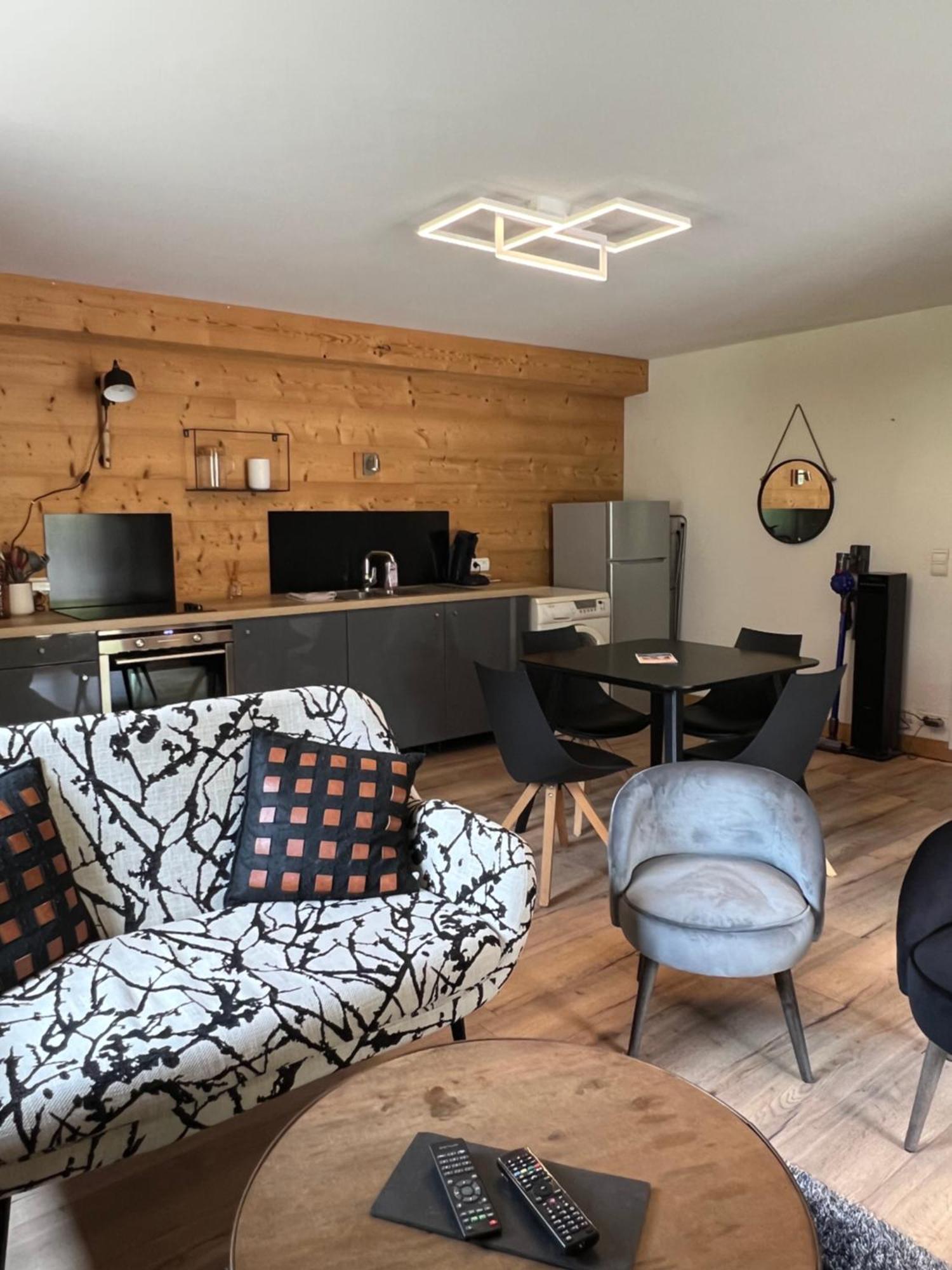 Neuf Chalet 4P Le Suet Jacuzzi Privatif Entremont 外观 照片